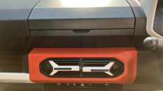 Dacia Spring 27kWh Expression 65 48kW 5dr Auto Electric Hatchback